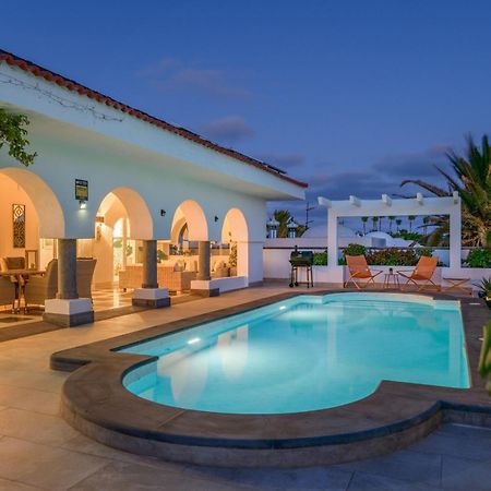 Oasis De Lujo - Luxury Boutique Villa Costa Teguise Exteriör bild