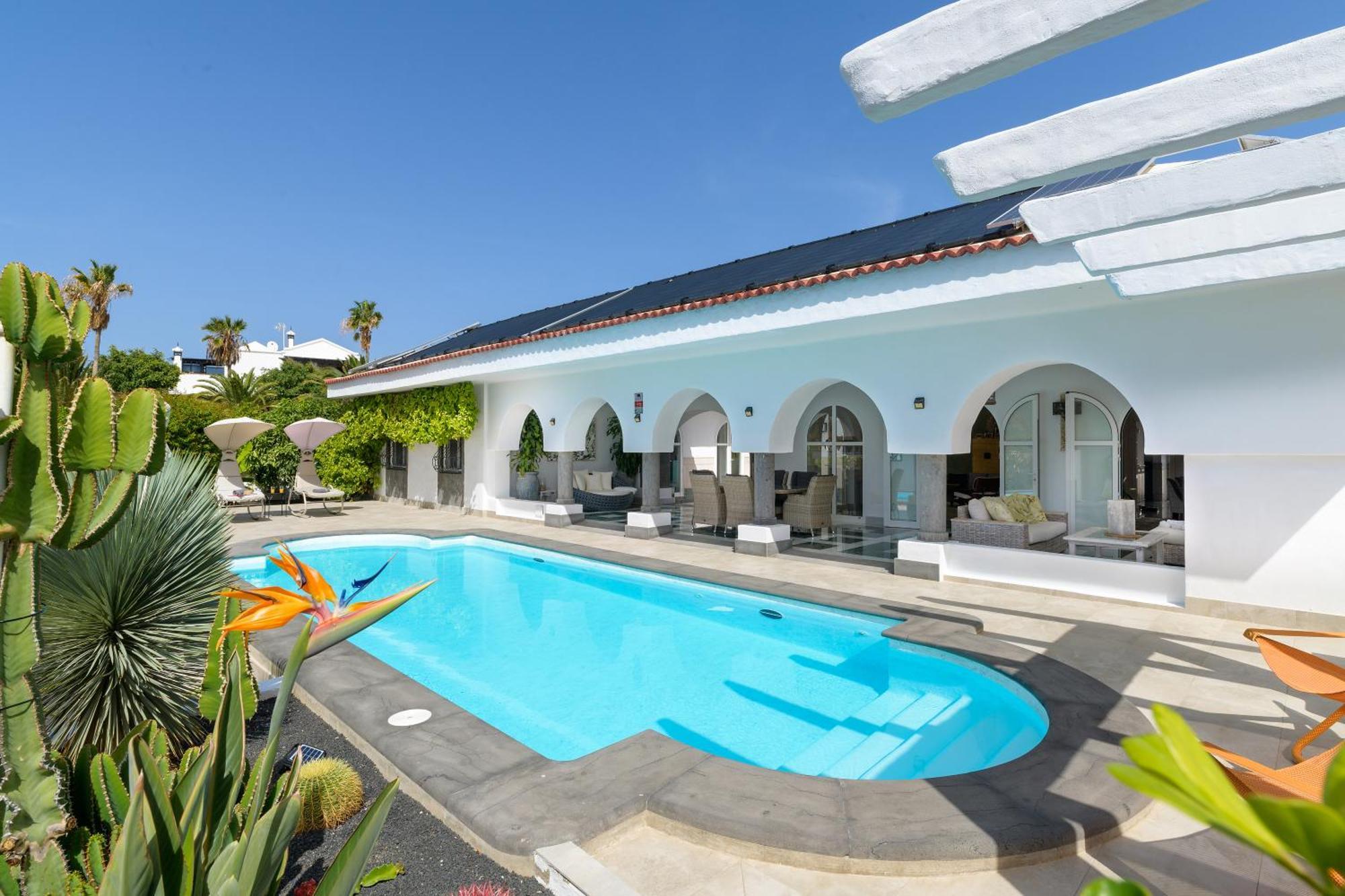 Oasis De Lujo - Luxury Boutique Villa Costa Teguise Exteriör bild
